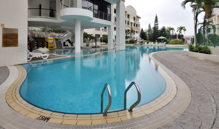 Banyan Condo Swimming Pool