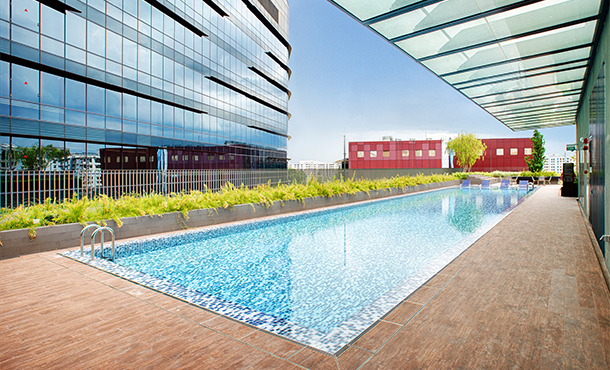 woods square swimming pool